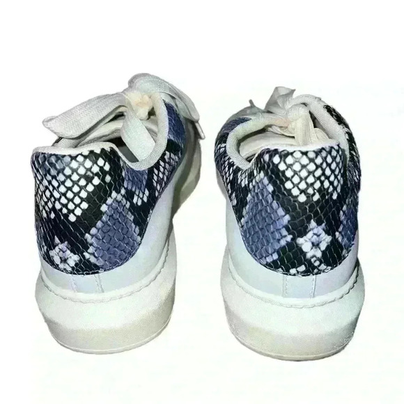 Steve Madden Shoes - Steve Madden blue snakeskin white sneaker